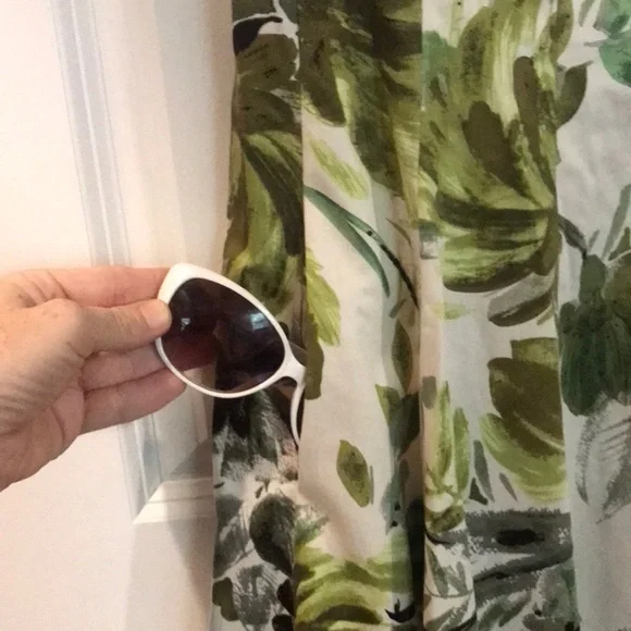 new directions Cream and Green Botanical Pleated Midi Dress - Picture 5 of 5